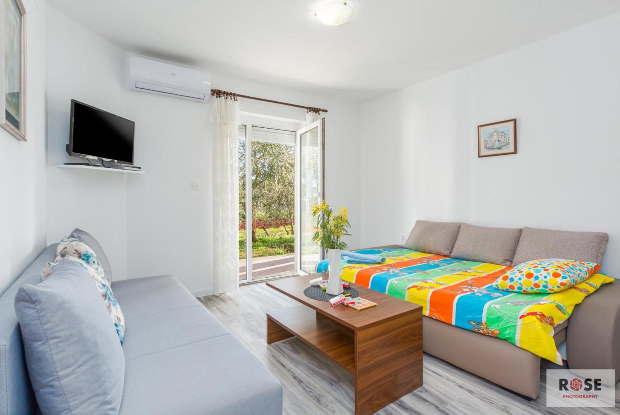 Apartmani Natasa Върсар Екстериор снимка