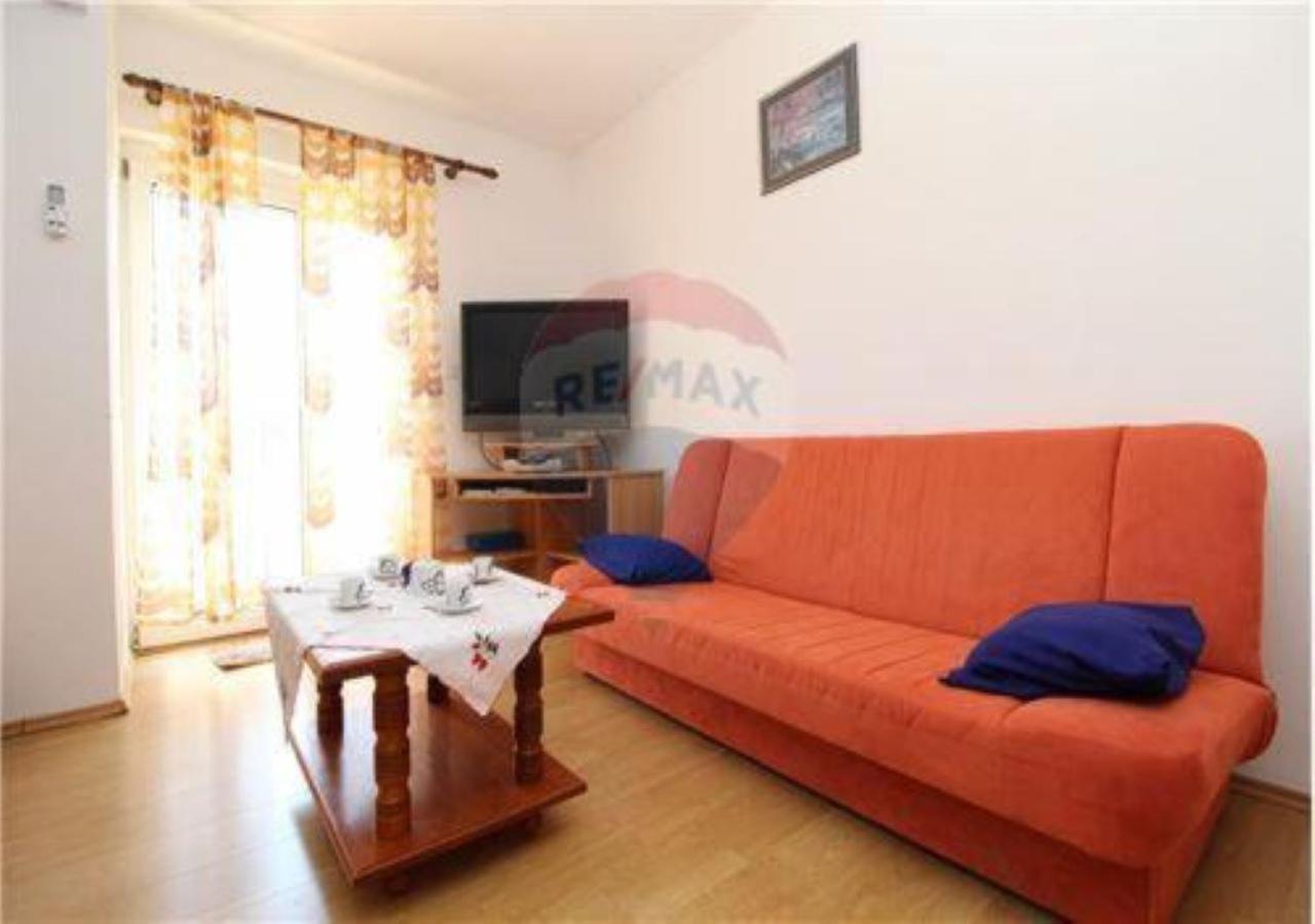 Apartmani Natasa Върсар Екстериор снимка
