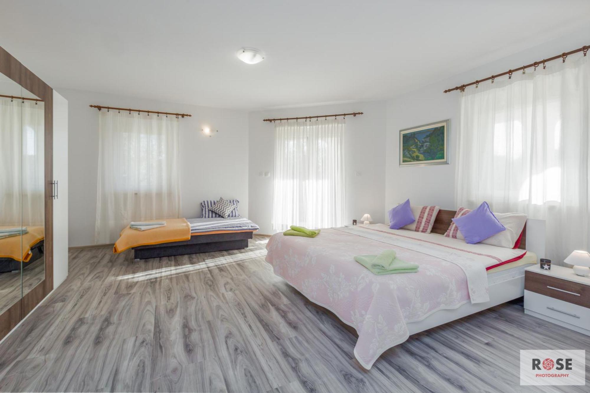 Apartmani Natasa Върсар Екстериор снимка