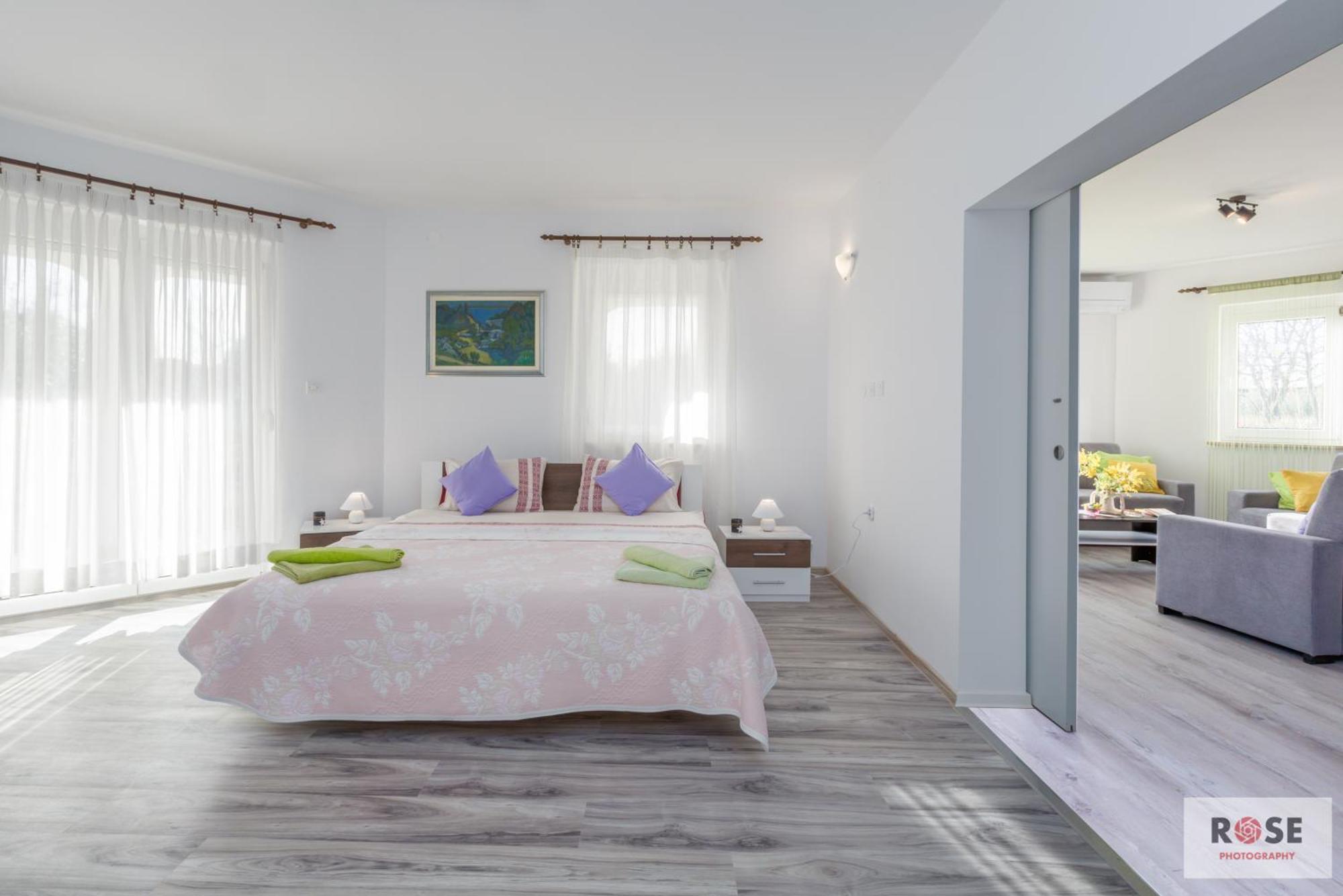 Apartmani Natasa Върсар Екстериор снимка